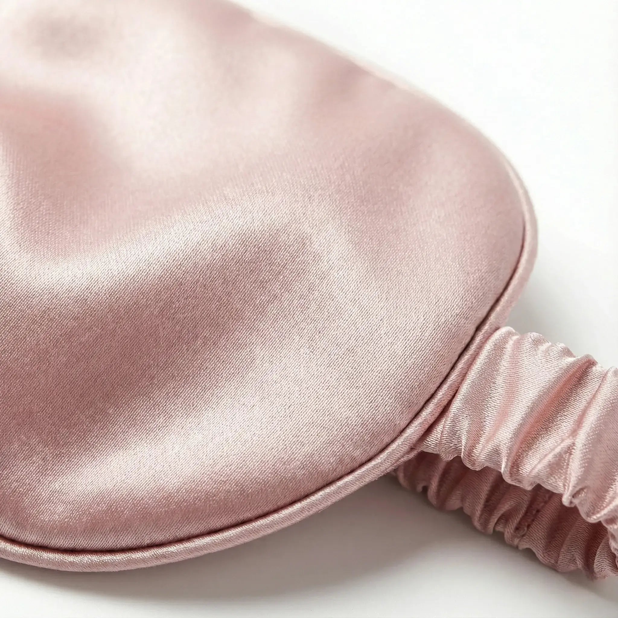 The Deep Rest™ Silk Mask